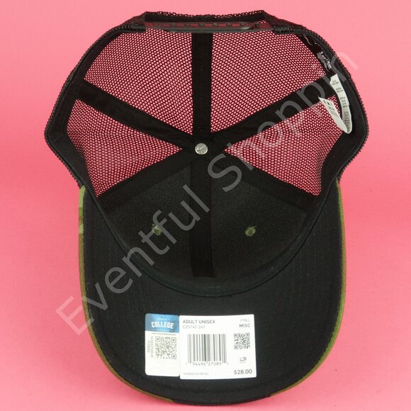 Nike Georgia Bulldogs Standing Dog Trucker Snapback Hat in Camo / Black - Picture 9 of 10